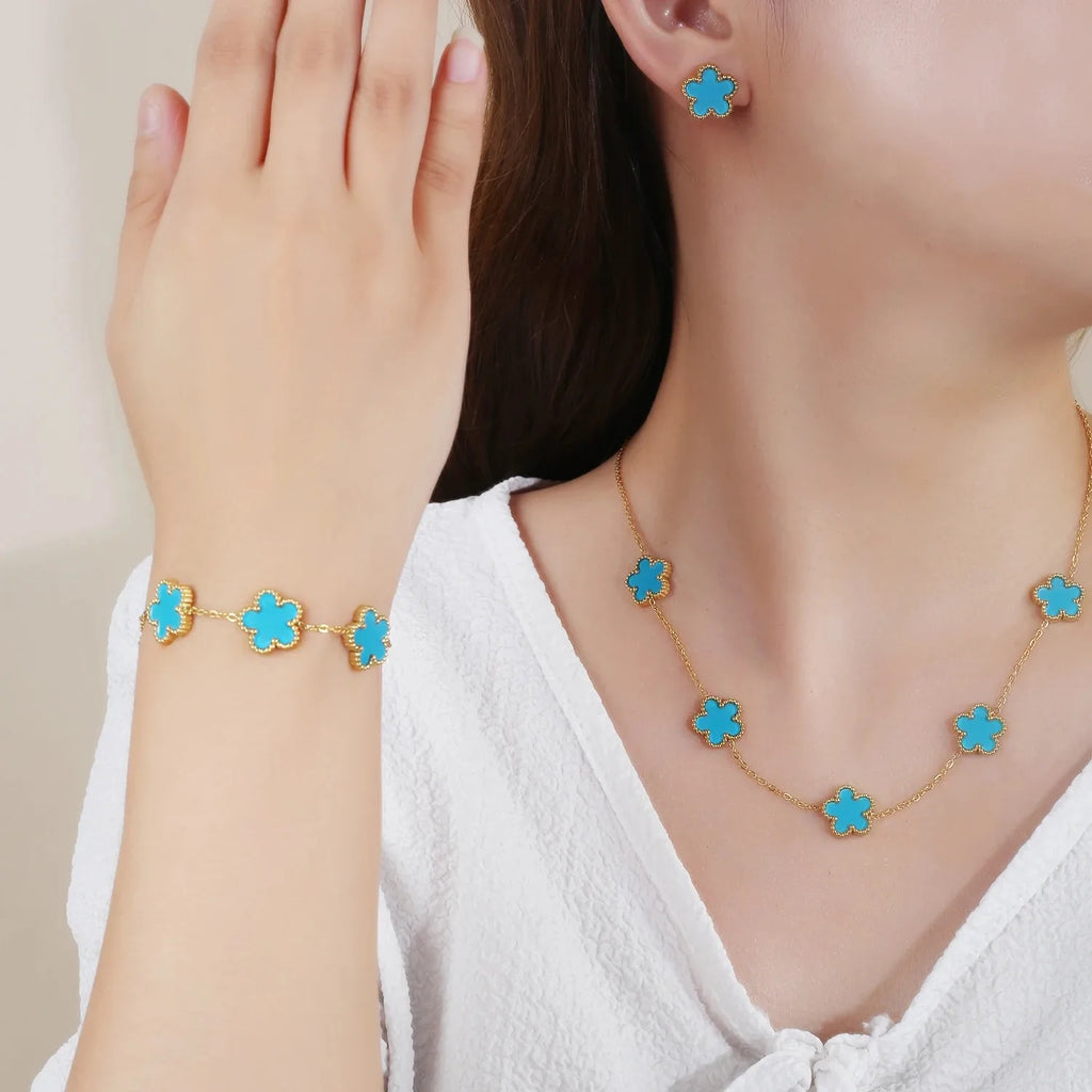 Hot Sale 3Pcs Stainless Steel 18k Gold-Plated Five-Leaf Flower Necklace Earrings Bracelet Jewelry Set For Woman Jewelry Clover