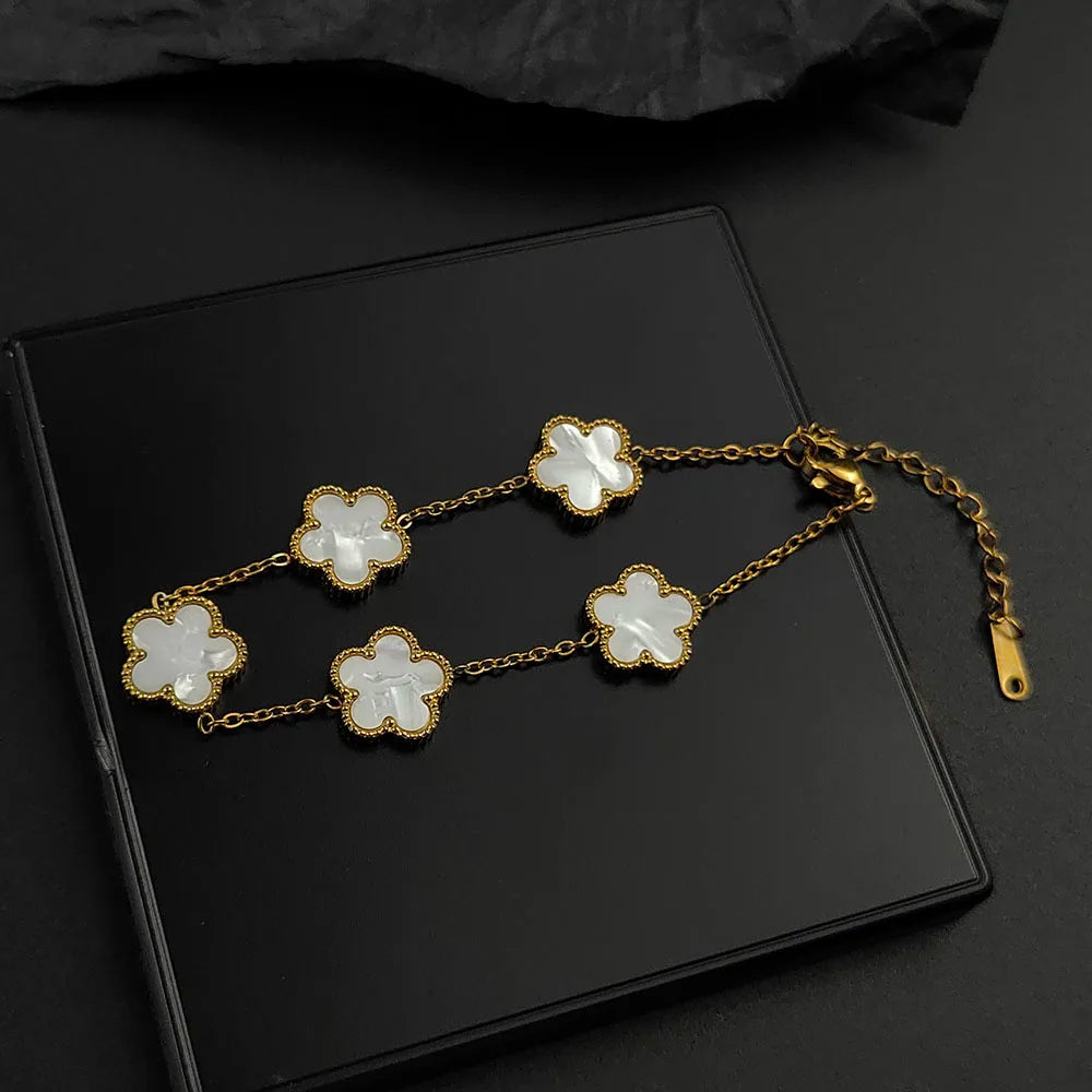 Mussel five-leaf plum blossom stainless steel women's exquisite chain bracelet, 18K gold plated, light luxury, lucky jewelry