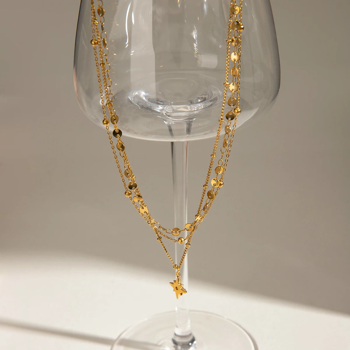 Minimalist 18K Gold Plated Stainless Steel Twists Smooth Face Interlocking Double Layer Necklace Women Attractive Jewelry