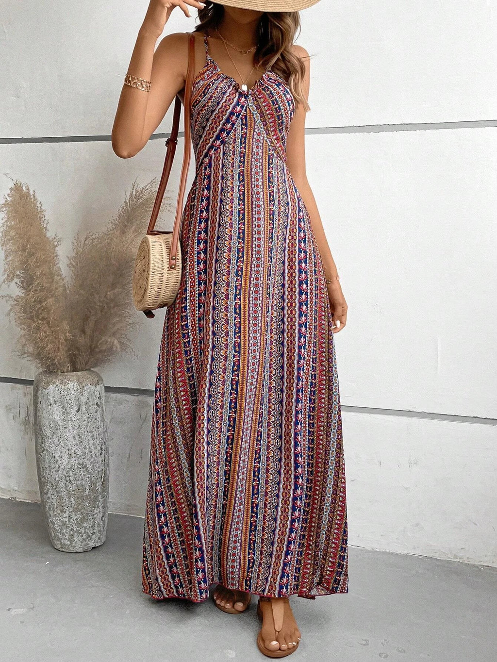 Women's Summer Ethnic Pattern Backless Split Thigh Dress Ladies Summer Clothes Boho Fashion Frill Trim Long Dress for Beach
