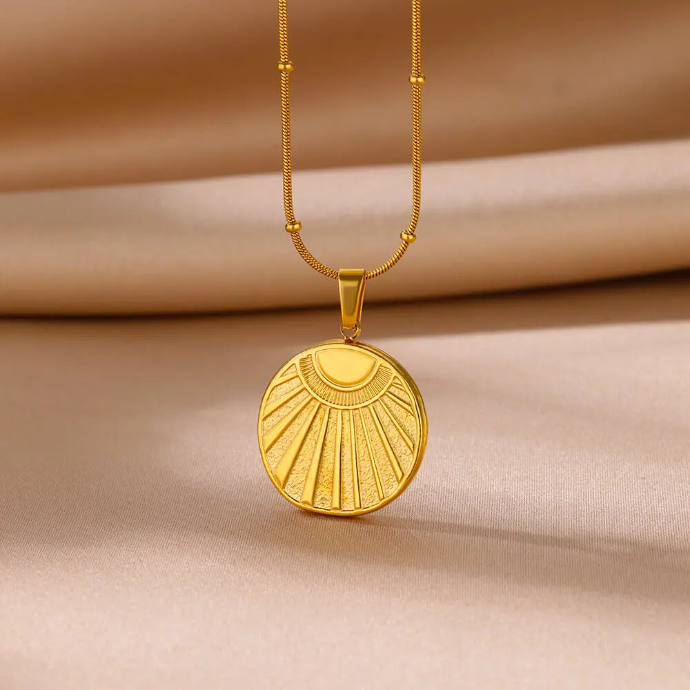 Stainless Steel Geometric Necklace For Women Fashion Sun Sunflower Pendant Clavicle Chain Aesthetic Jewelry Accessories Femme