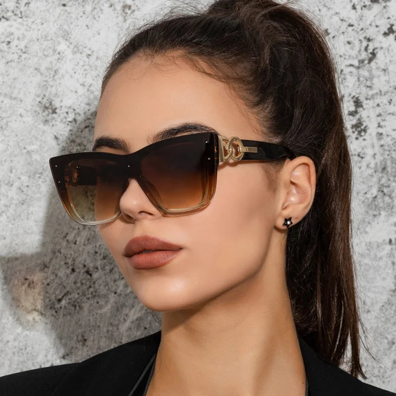 2025 New Fashion Big Frame Cat Eye Sunglasses For Ladies Street Shot Fashionable Sunglasses for Women Driving Shades UV400