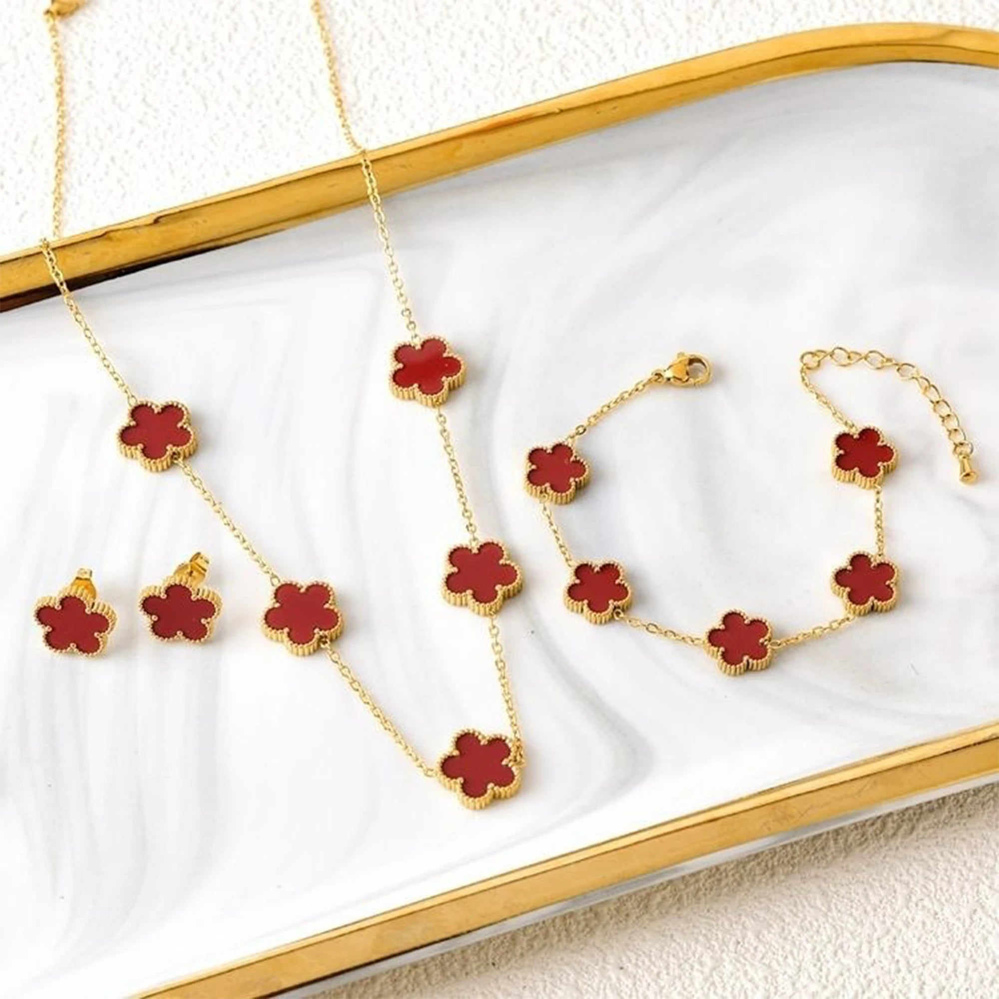 Hot Sale 3Pcs Stainless Steel 18k Gold-Plated Five-Leaf Flower Necklace Earrings Bracelet Jewelry Set For Woman Jewelry Clover