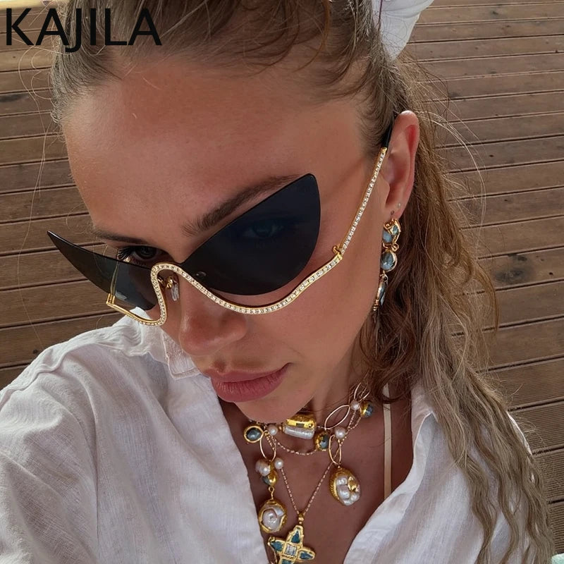 Retro Rhinestone Cat Eye Rimless Punk Sunglasses Women 2025 Luxury Brand Vintage Metal Frameless Sun Glasses Travelling Shades